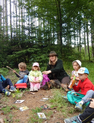 Děti z Daskabátu poznávaly přírodu ve Staměřickém lese