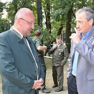 Ředitel VLS Josef Vojáček, ministr obrany Martin Stropnický