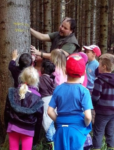 Zájem o lesní pedagogiku na Českokrumlovsku roste